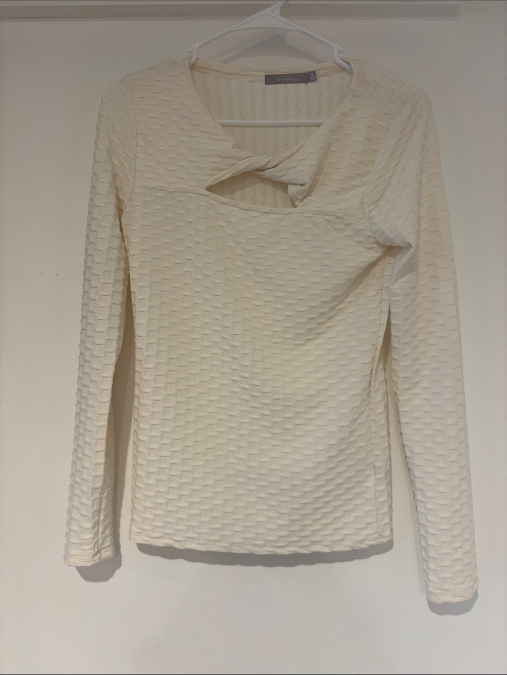 Women’s Cream Textured Twist-Front Shirt